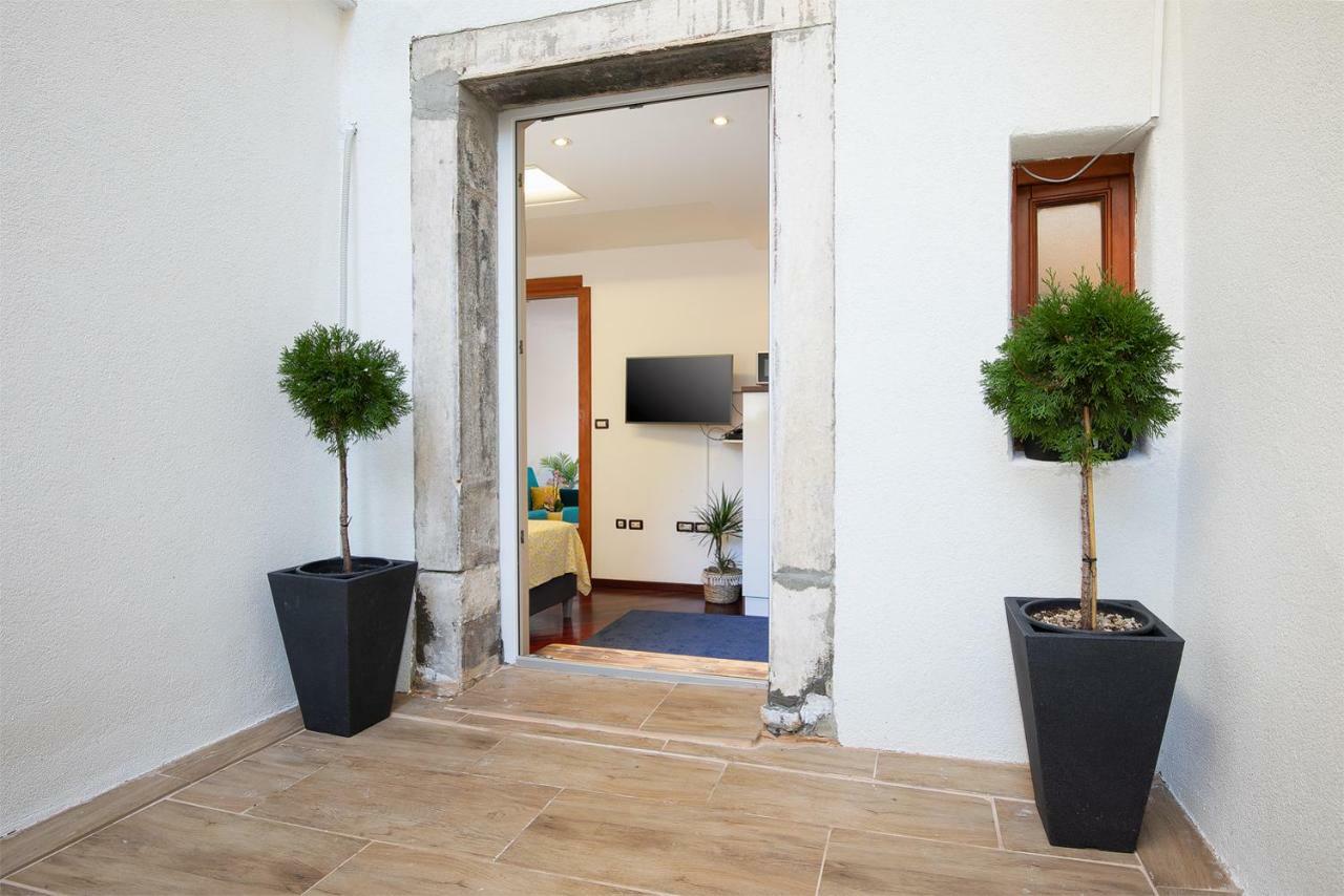 Ulysses Apartment *